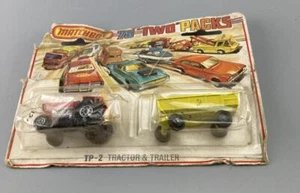 MATCHBOX SUPERFAST DOPPELPACK TP-2 ROT TRAKTOR MOD ROD & GELBER TRAILER SCHLECHTE KARTE - Bild 1 von 4