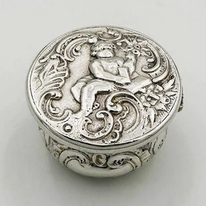 ANTIQUE HANAU / GERMAN TRINKET / PILL BOX 800 GRADE SILVER CHERUB - Picture 1 of 7