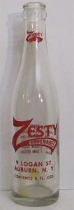 Zesty Beverages ACL Soda Bottle 8oz. 1965 Auburn, N.Y. - Picture 1 of 2