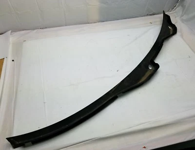 2009 2010 2011 2012 2013 2014 2015 2016 AUDI S4 WATER DEFLECTOR / WIPER COVER - Image 1 of 4