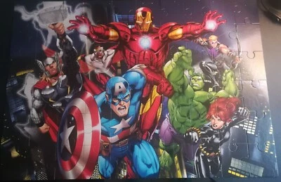 MARVEL AVENGERS / CLEMENTONI 26749 - MAXI PUZZLE - 60 PEZZI - 68 X 48 CM - RARO - Immagine 1 di 4