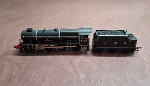 British Railways Royal Scot Steam Loco LMS Livery Airfix OO Gauge - Picture 1 of 3