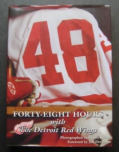 Forty-Eight Hours with The Detroit Red Wings photographed by Steven Kovich - Imagen 1 de 11