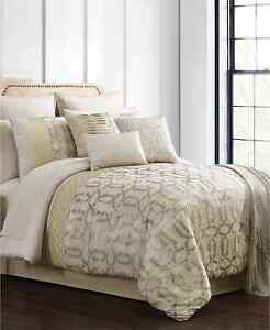 Hallmart Collectibles Hedron 14-Pc. California King Comforter Set