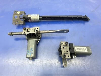 2014 - 2017 RANGE ROVER SPORT L494 RIGHT FRONT SEAT SLIDE & TILT ADJUSTMOTOR SET - Image 1 of 4
