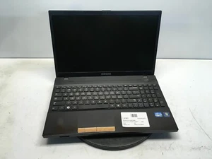 Samsung NP300V5A Intel Core i5-2430M 2,40 GHz 4 GB SIN DISCO DURO - Imagen 1 de 6
