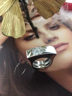 ANILLO ESTRELLA GUESS PLATA ESTERLINA 925 TAPA PLANA "G" FIRMADO: GC 925 NUEVO Talla 7 Foto 1 de 4