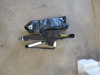 Audi Q3 2015 Jack 1728046 Foto 1 de 4