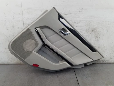 Panel de puerta de pasajero trasero derecho Mercedes Benz AMG E 63 2010 #1562 Foto 1 de 4