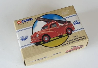 Corgi Classics 1/43 diecast model 96854 - Morris Minor 1000 Pick-up Fire Brigade - Image 1 of 4