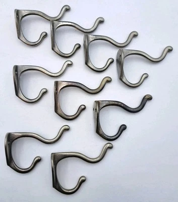 Antiguo/Vintage Ganchos para Sombrero o Abrigo Baño Ganchos Cromados Herrajes de Metal Lote de 9 Foto 1 de 4