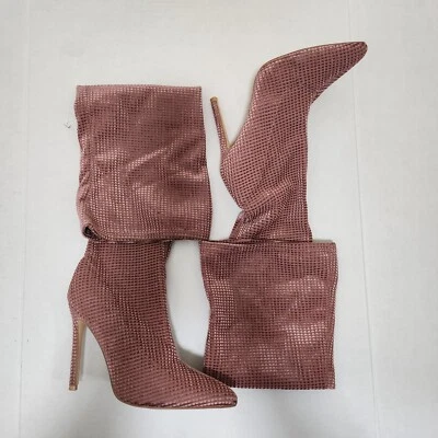 Fashion nova over the knee blush Velvet fabric boot size 11 - Image 1 of 4