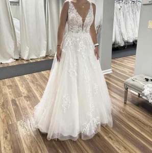 PRONOVIAS White One - Thrills - Wedding Dress Ivory/nude Size 10 - Picture 1 of 5