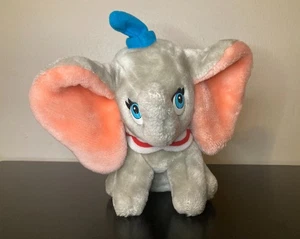 Vintage Disneyland Dumbo Stuffed Animal - 9" Collectable Disney Souvenir - Picture 1 of 8
