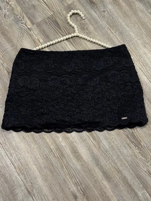 Minifalda Hollister para mujer junior negra con cordones florales forrada con cremallera lateral 3 Foto 1 de 4