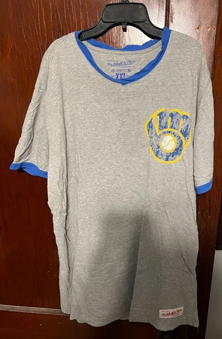 Milwaukee Brewers S/S tee shirt lot XL/2XL Mitchell & Ness/'47 Brand V Neck Cover
