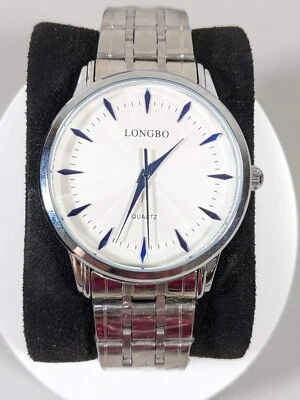 Reloj Longbo Longbo esfera blanca azul redonda caja tono plata correa de eslabones de acero inoxidable Foto 1 de 4