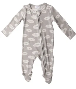 Nuevo con etiquetas Angel Dear Kisses Footie de bambú en gris 0-3 meses - Imagen 1 de 3
