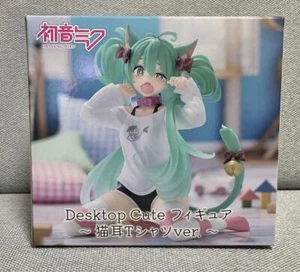 TAITO Hatsune Miku Desktop Cute Figure With Cat Ears T shirt Ver. Japan New - Picture 1 of 3