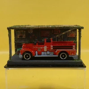 Matchbox SEAGRAVE FIRE ENGINE REAL RIDERS in CUSTOM Mini DIORAMA +case - Picture 1 of 12