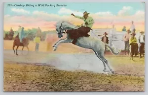 Postal de rodeo de caballo broncho vaquero montando un salvaje Bucking - Imagen 1 de 2