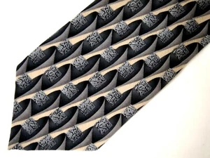 Vtg Croft & Barrow Mens Necktie Tie Grey Beige Geometric Silk 59" Career - Picture 1 of 3