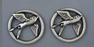 LARGE METAL BUTTON -ANTIQUE SILVER - SET OF TWO - HUMMING BIRD - Picture 1 of 3