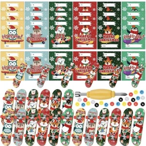Hiboom Juego de 24 Medias de Navidad Relleno Dedo Patineta Fiesta Favor Niños Regalo - Imagen 1 de 7