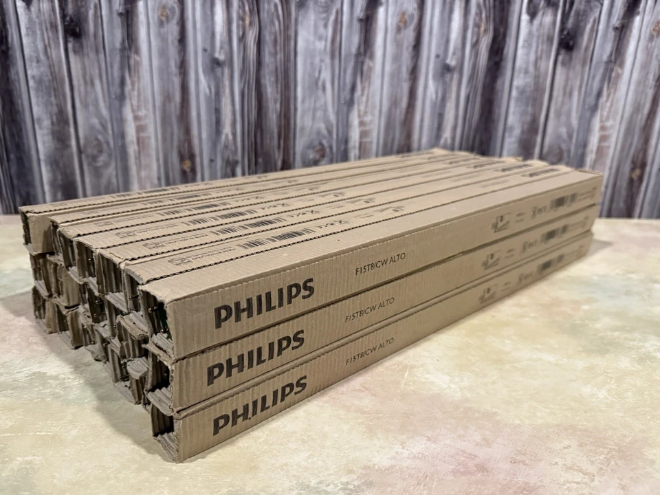 21 pc  Philips  F15T8/CW Cool White Fluorescent T8  Light Bulb 18" 15 Watt - Image 1 of 4