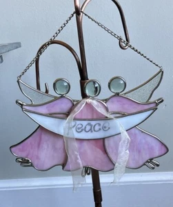 Stained Glass Trio Of Angels Holding Peace Sign Pink/White Hanging Suncatcher - Picture 1 of 7