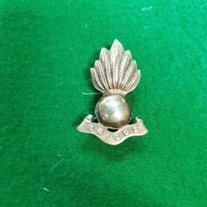Royal Artillery Original British Army Cap/Collar Badge - Picture 1 of 2