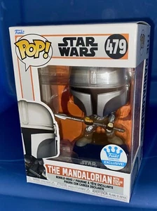 Funko Pop! The Mandalarian with Beskar Staff #479 Star Wars FUNKO SHOP EXC JUNE - Picture 1 of 6