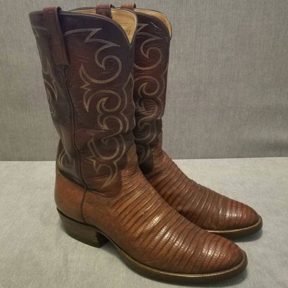 T.O. Botas caubói lagarto Stanley Teju peça única vamps tamanho 11B serve 10D vintage - Imagem 1 de 4