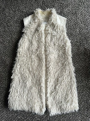 Chaleco Hei Hei Anthropologie Crema Piel Sintética Bordado Espalda Difuso Talla XS Foto 1 de 4