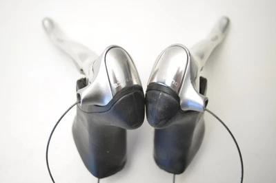 SHIMANO DURA ACE ROAD BICYCLE 9 X 2 SPEED SHIFTER STI BRAKE LEVERS ST-7700 - Image 1 of 4