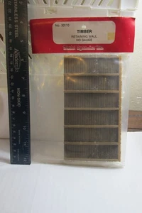Model Dynamics 30110 HO Scale Timber Retaining Wall Free Shipping - Picture 1 of 4