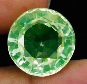Hermosa piedra preciosa de peridoto de color superior de 20,40 quilates de alta calidad certificada de Pakistán - Imagen 1 de 12
