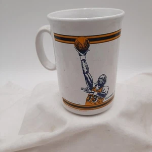 Seltene 1985 nummerierte 83 von 400 Kareem Abdul Jabbar L.A. Lakers Kaffeebecher, England - Bild 1 von 7