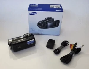 Samsung HMX-F80 720p HD Flash Media Camcorder W/Charger - Excellent Condition - Picture 1 of 6