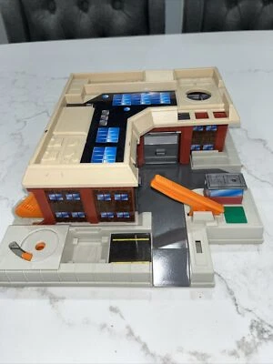 Micro Machines Fire Escape Double Takes Transforming Playset *Incomplete - Image 1 of 4