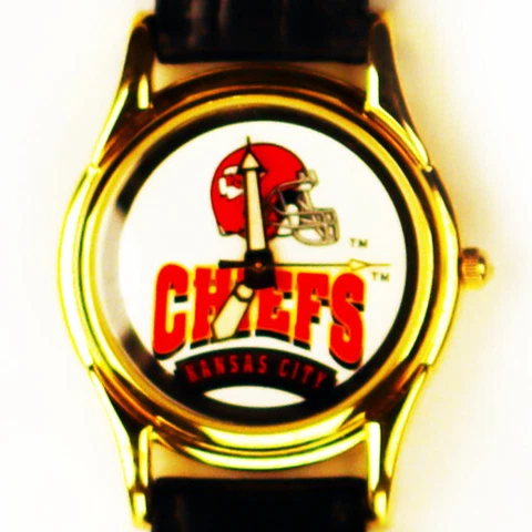 Kansas City Chiefs NFL Fossil Made Rare New Unworn Gold Tone Mid-Size Watch $99 Cover