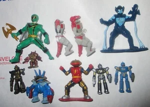 Vintage 1993 Micro Machines Mighty Morphin Megazord T. Rex,  Alpha 5, ZBots LOT - Picture 1 of 5