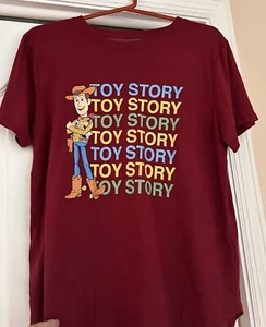 Toy Story 4 Woody Maroon Disney T-shirt Walt Disney - Picture 1 of 3