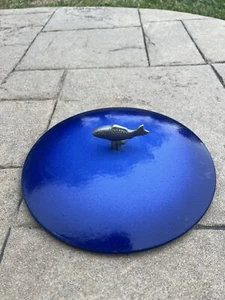 Staub Sapphire Blue HTF 28cm Fish Cast Iron Vintage Just The Lid - Picture 1 of 3
