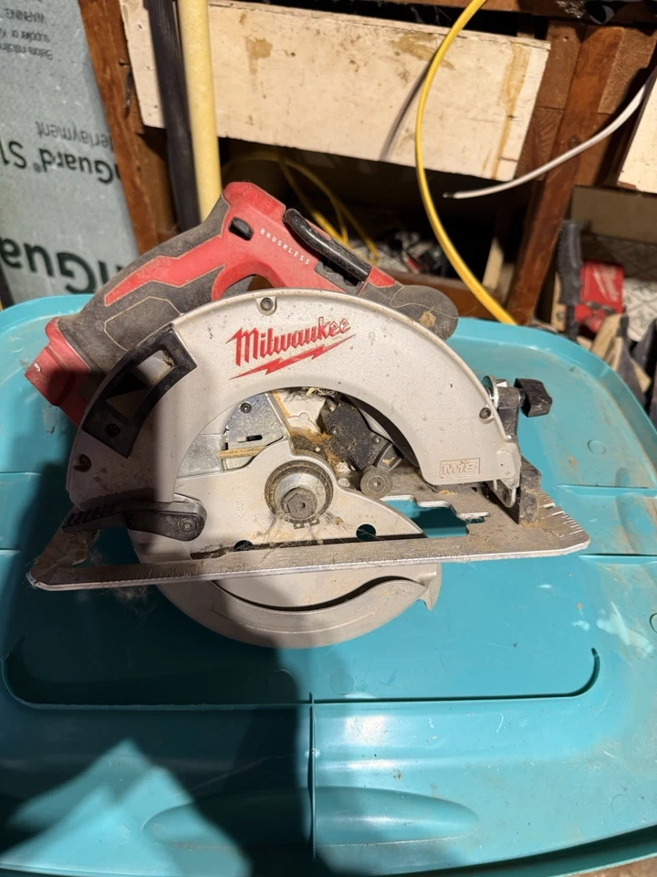 Milwaukee (2732-20) Circular Saw - Image 1 of 1