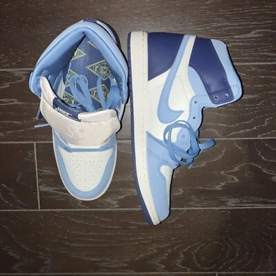 Größe 11 - Jordan 1 Retro High OG First in Flight W - Bild 1 von 4