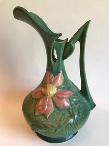 VINTAGE ~ ROSEVILLE POTTERY ~ GREEN PITCHER WITH PINK CLEMATIS VASE ~ 17-10 ~ - Picture 1 of 8
