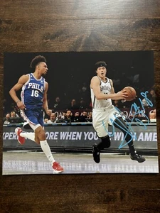 YUTA WATANABE SIGNED 8x10 PHOTO BROOKLYN NETS SIGNED AUTOGRAPHED RARE JAPAN STAR - Picture 1 of 3