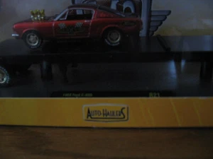 M2 Machines Auto Haulers R42, 1966 Ford C-950 & 1987 Ford Mustang GT - Picture 1 of 3