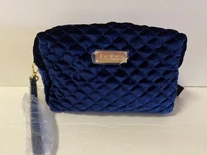 BEBE BLUE VELVET LARGE BOXY WRISTLET POUCH - Picture 1 of 15